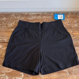 NWT Columbia Women's Black Anytime Casual Shorts Size Medium Omni- Shield